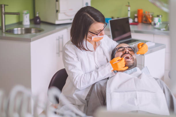 Best Cracked Tooth Emergency Dentist  in Carbondale, PA